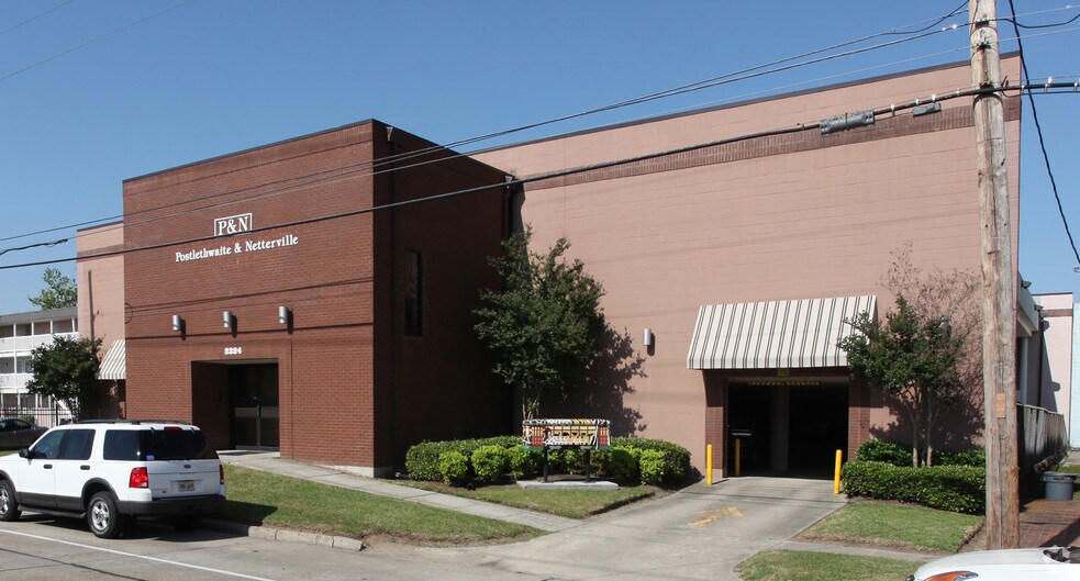 More Photos Of 2324 Severn Ave, Metairie Office For Sale