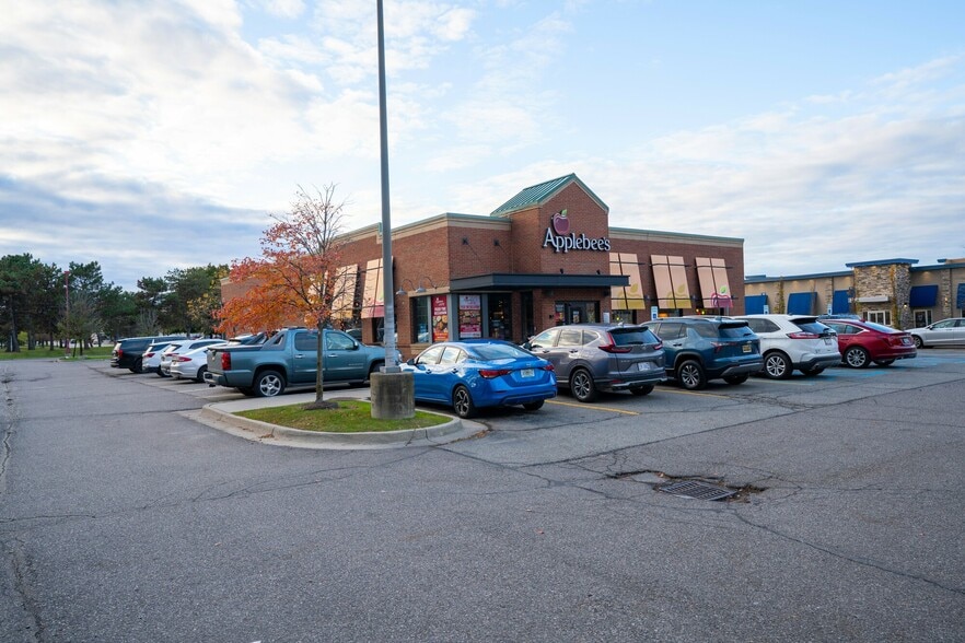 More Photos Of 455 Haggerty Rd, Walled Lake Restaurant For Sale