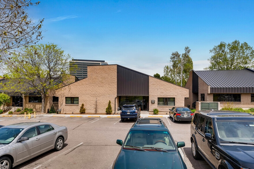 More Photos Of 5251 S Quebec St, Englewood Office For Lease