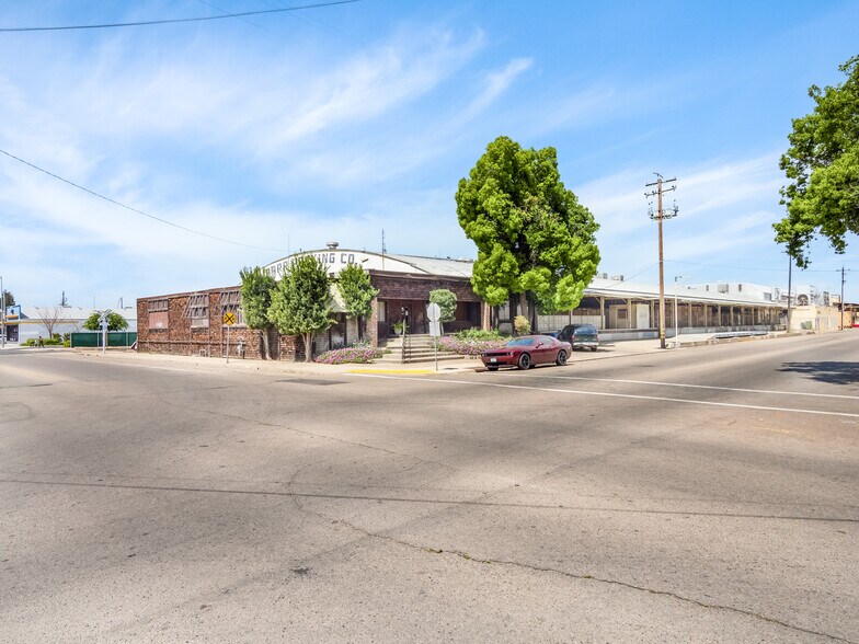 More Photos Of 661 L St, Sanger Refrigeration Cold Storage For Sale