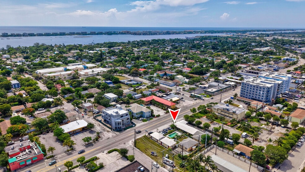 More Photos Of 709 S Dixie Hwy, Lake Worth Hotel For Sale