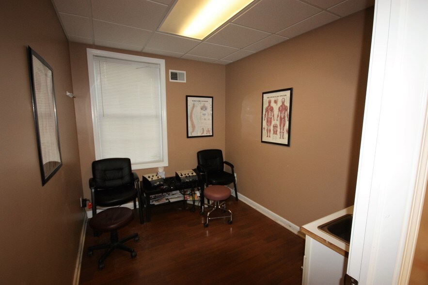 More Photos Of 91 Gleneida Ave, Carmel Office For Sale