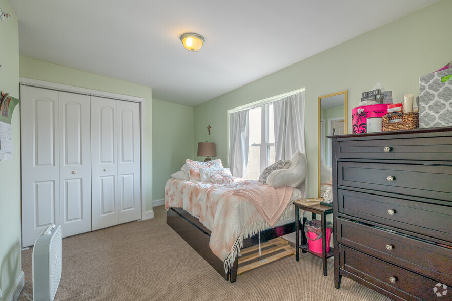 More Photos Of 327 N 40th St, Philadelphia Apartments For Sale