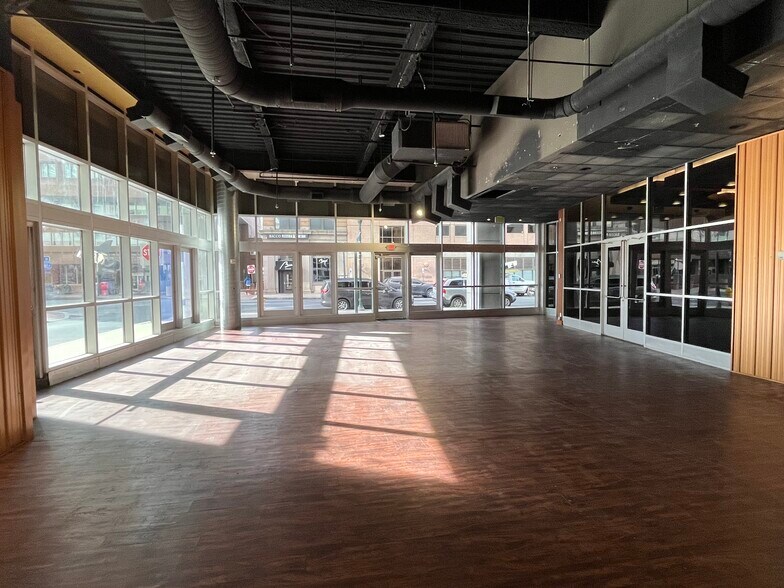 More Photos Of 17 N 2nd St, Harrisburg Office For Lease