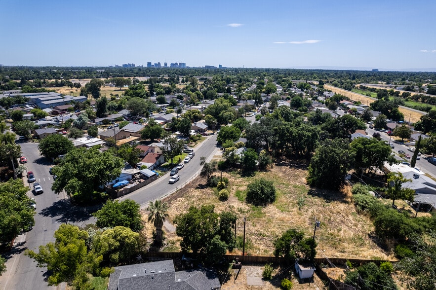 More Photos Of 299 Christine Dr, Sacramento Land For Sale