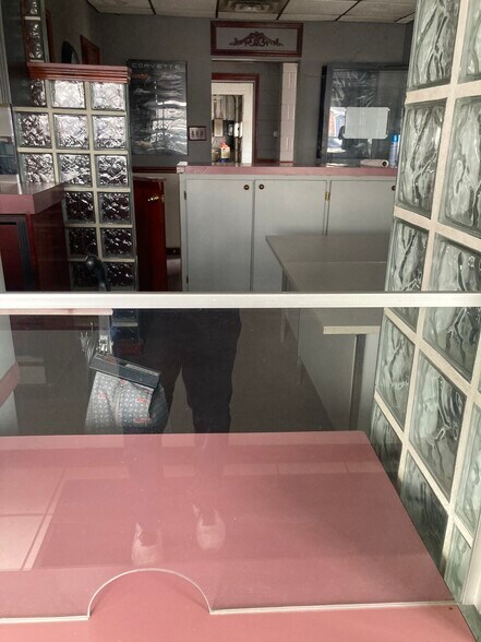 More Photos Of 2288 William St, Cheektowaga Service For Sale