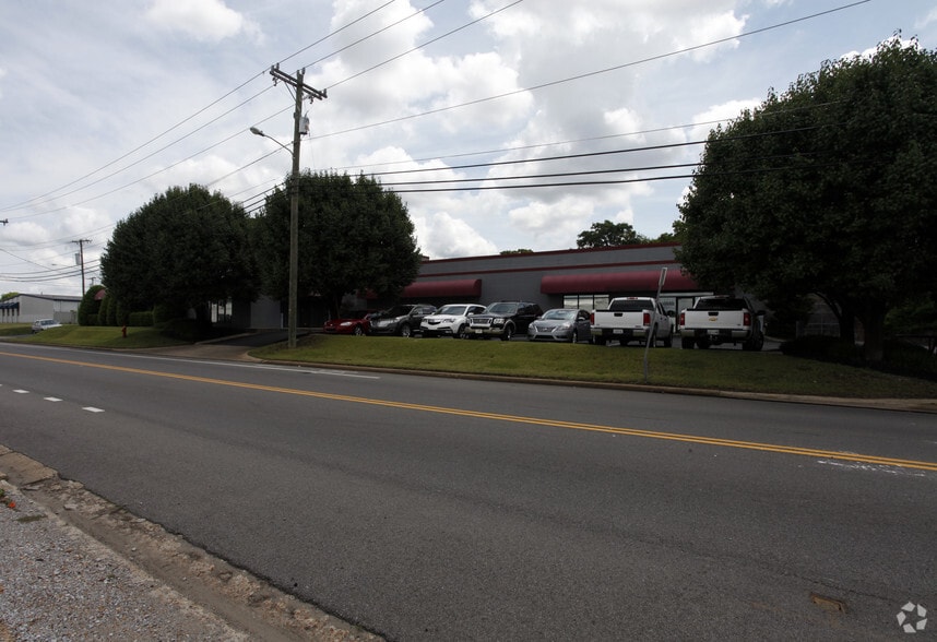 More Photos Of 1122 Foster Ave, Nashville Distribution For Lease