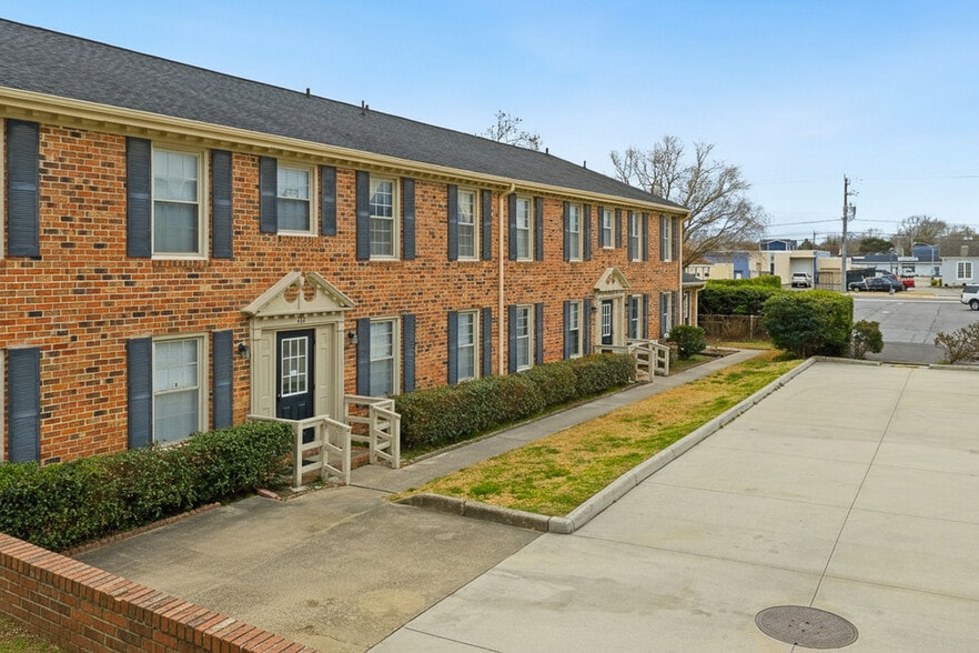 More Photos Of 414 19th St, Virginia Beach Apartments For Sale