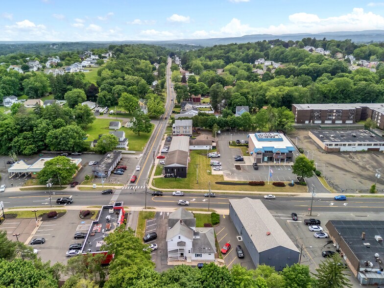 More Photos Of 710 E Main St, Meriden Freestanding For Sale
