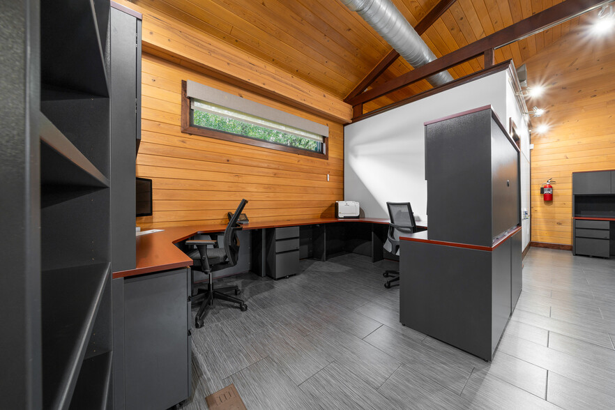 More Photos Of 5830 W Gulf To Lake Hwy, Crystal River Office For Sale