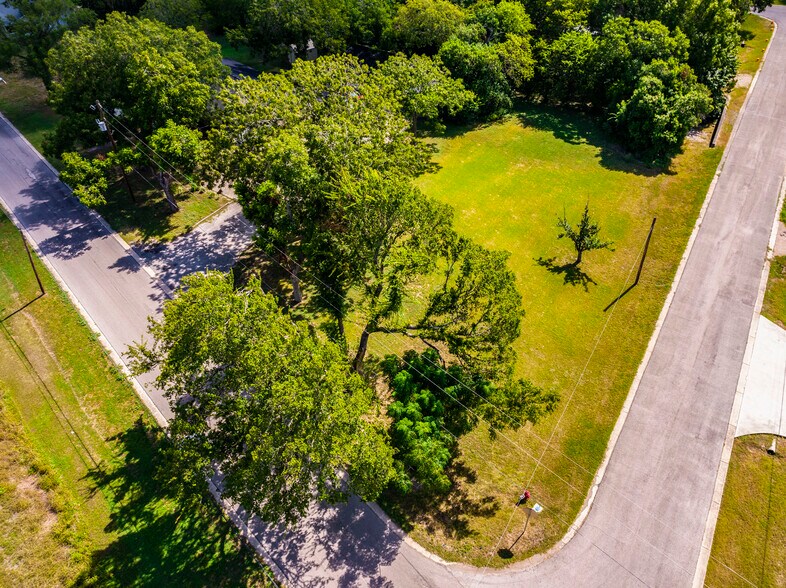 More Photos Of 301 Railroad St., Buda Land For Sale
