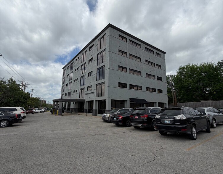 More Photos Of 2651 E 21st St, Tulsa Office For Lease