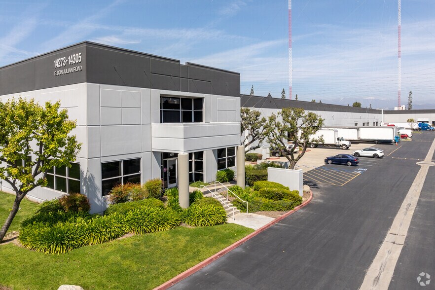 More Photos Of 14287-14291 Don Julian Rd, City of Industry Distribution For Lease