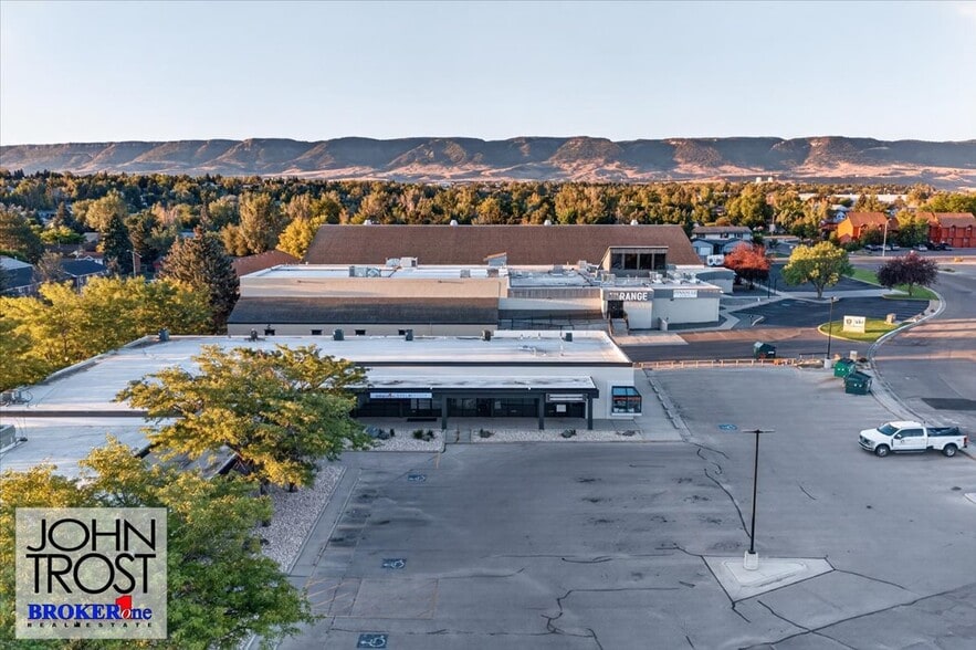 More Photos Of 301-327 Thelma Dr, Casper Storefront For Lease