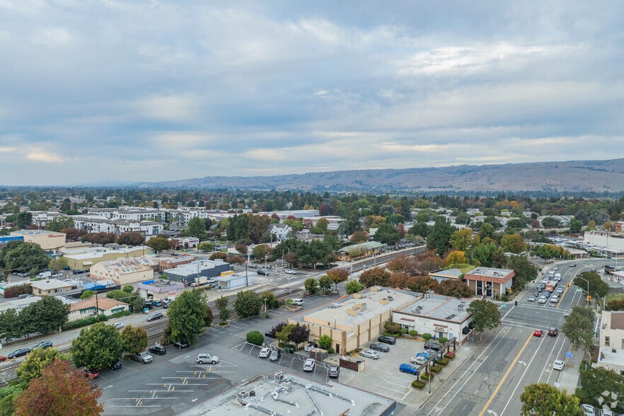 More Photos Of 37311 Fremont Blvd, Fremont Restaurant For Sale