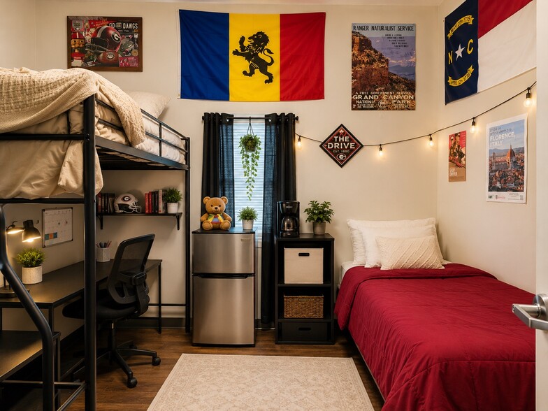 More Photos Of 250 Carriage Ct, Athens Sorority Fraternity House For Sale