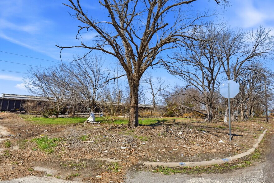 More Photos Of 2109 Semmes St, Houston Land For Sale