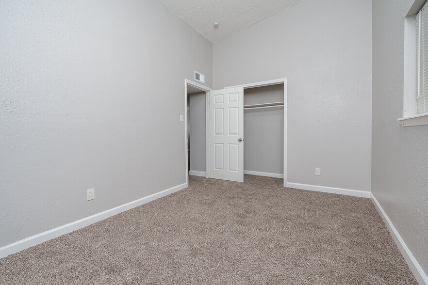 More Photos Of 10518 Heizer Dr, Corpus Christi Apartments For Sale