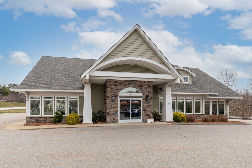 More Photos Of 6 Freetown Rd, Raymond Medical For Lease