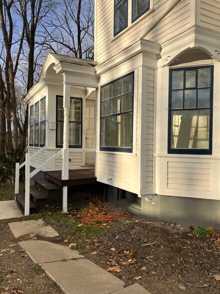 More Photos Of 54 Parkwood Blvd, Hudson Apartments For Sale