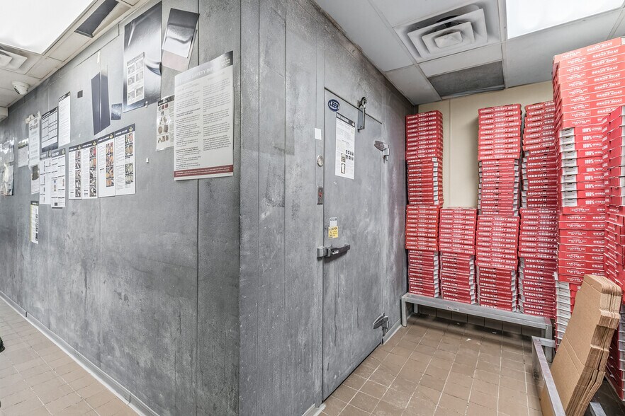 More Photos Of 1154 Grand Ave, Saint Paul Storefront Retail Office For Lease