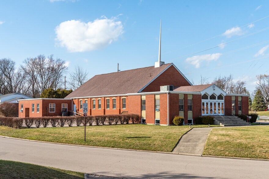More Photos Of 4445 Wilmington Pike, Dayton Religious Facility For Sale