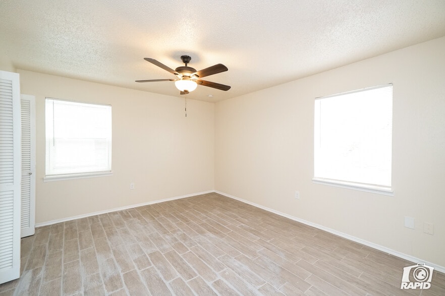 More Photos Of 601 George Ave, Midland Apartments For Sale