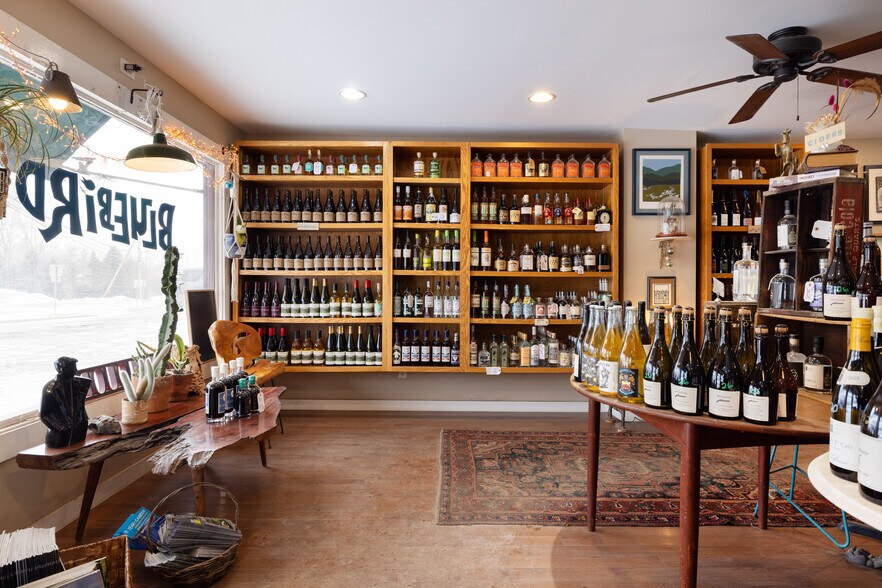 More Photos Of 5059 Route 209, Accord Storefront Retail Residential For Sale