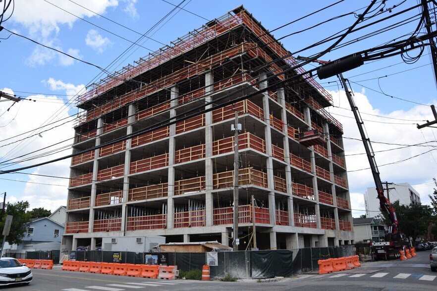 More Photos Of 342 Johnston Ave, Jersey City Apartments For Lease