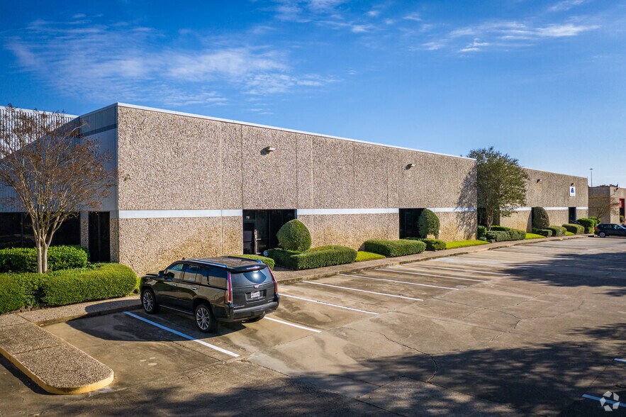 More Photos Of 12603 Executive Dr, Stafford Unknown For Lease