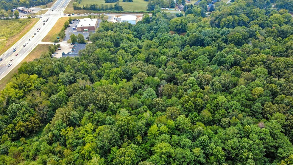 More Photos Of 451 Rossview Rd, Clarksville Office For Sale