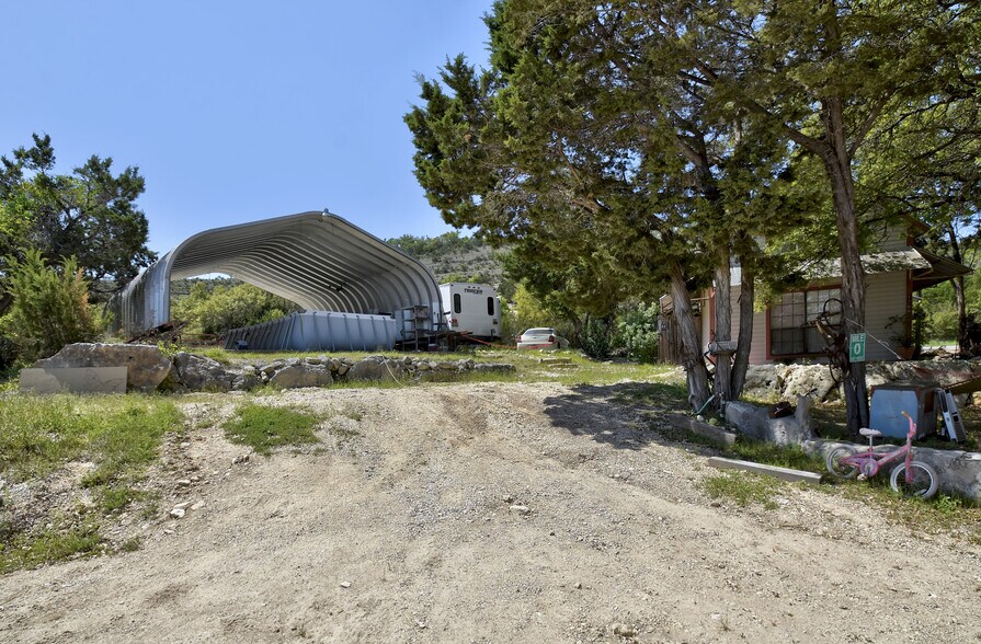 More Photos Of 1340 Hinch Dr, New Braunfels Apartments For Sale