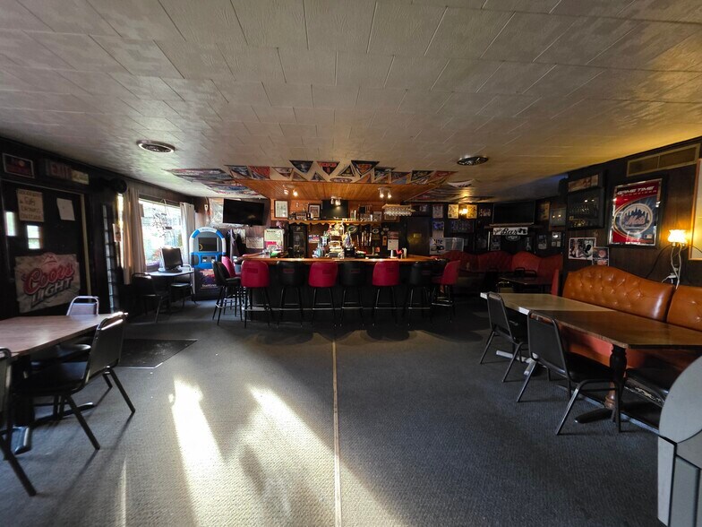 More Photos Of 7850 NY-5, Saint Johnsville Restaurant For Sale