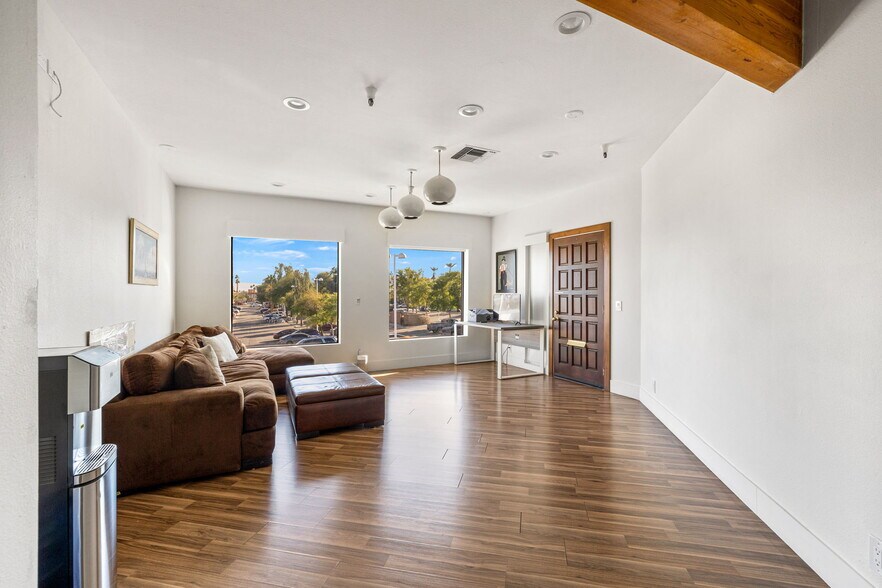 More Photos Of 73101 Highway 111, Palm Desert General Retail For Sale