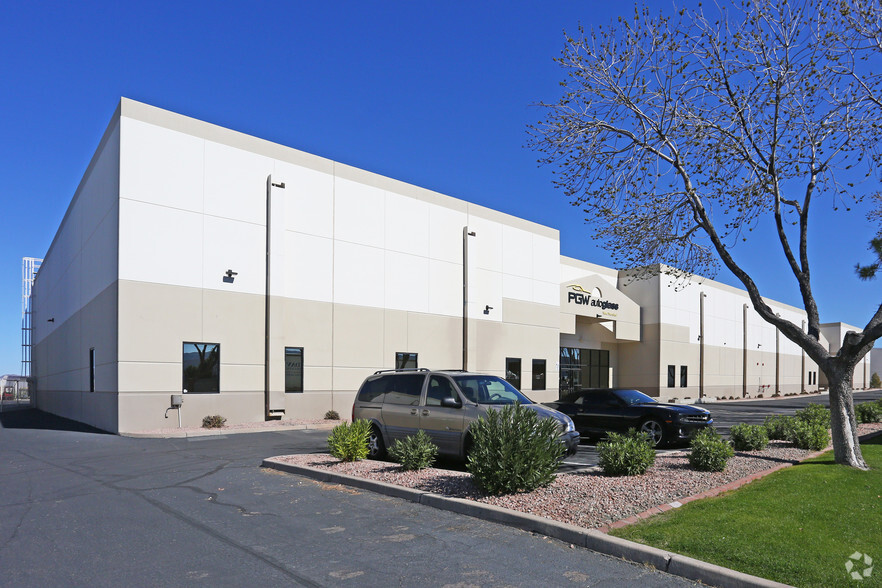 Primary Photo Of 2120 E Raymond St, Phoenix Warehouse For Lease