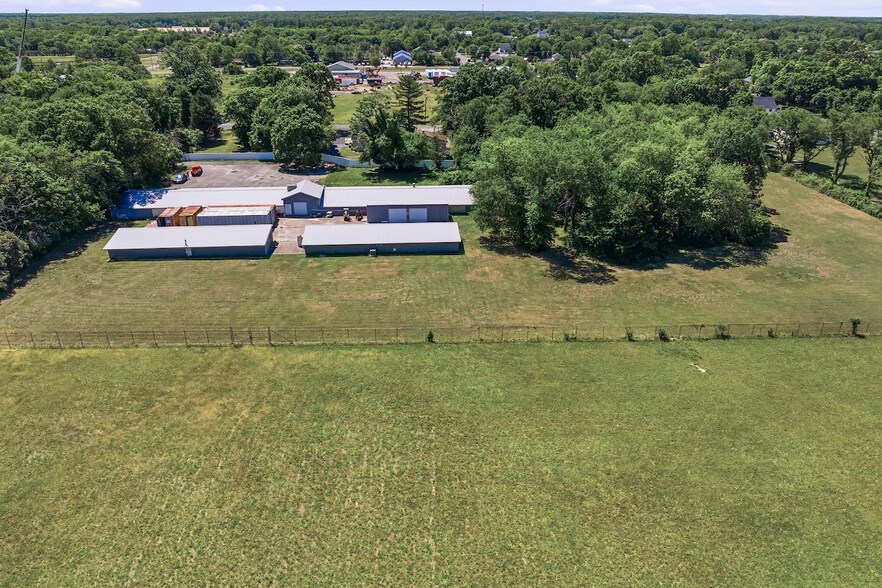 More Photos Of 50 Clara St, Landisville Warehouse For Sale