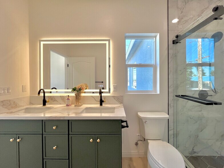 More Photos Of 938 E Sandra Ave, Arcadia Apartments For Sale