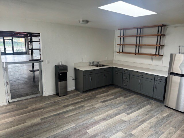 More Photos Of 2309-2315 N Sepulveda Blvd, Manhattan Beach Storefront For Lease