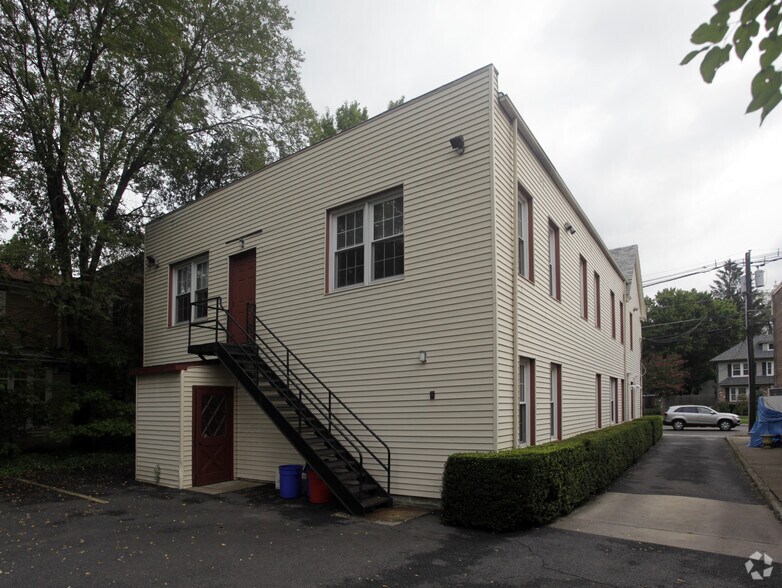 More Photos Of 130 N Haddon Ave, Haddonfield Office For Lease