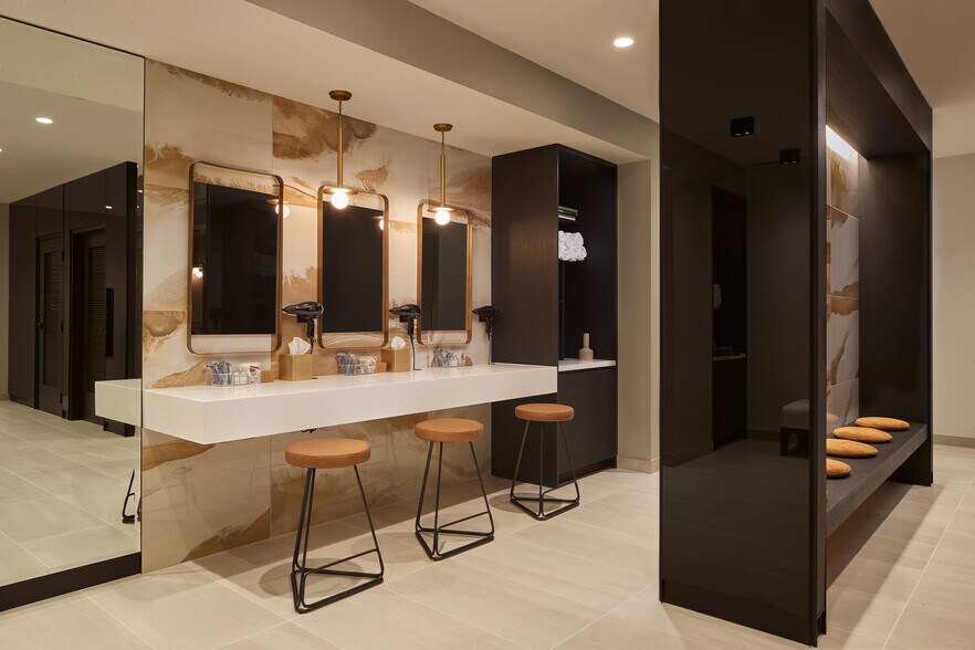 More Photos Of 1111 Brickell Ave, Miami Office For Lease