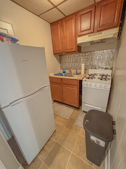 More Photos Of 145 Front St, Schenectady Apartments For Sale