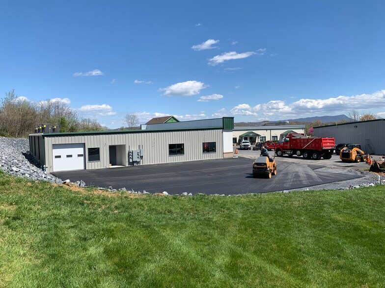 More Photos Of 3215 Peoples Dr, Harrisonburg Office For Sale