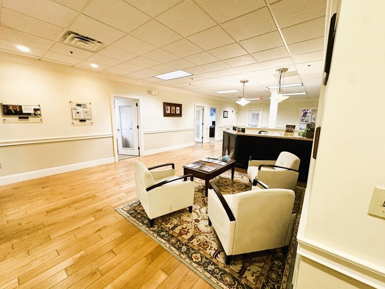 More Photos Of 6 Lyberty Way, Westford Office For Sale