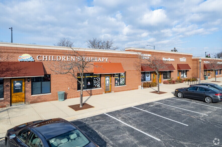 More Photos Of 9-91 W Schaumburg Rd, Schaumburg General Retail For Lease