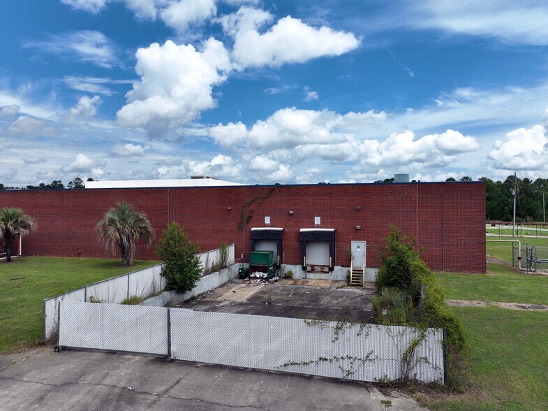 More Photos Of 1000 Bicycle Way, Manning Distribution For Sale