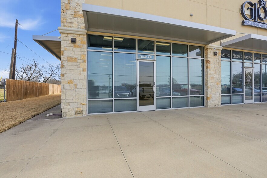 More Photos Of 6000 Denton Hwy, Watauga General Retail For Lease