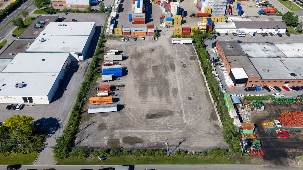 Primary Photo Of 124 Av Labrosse, Pointe-claire Land For Lease