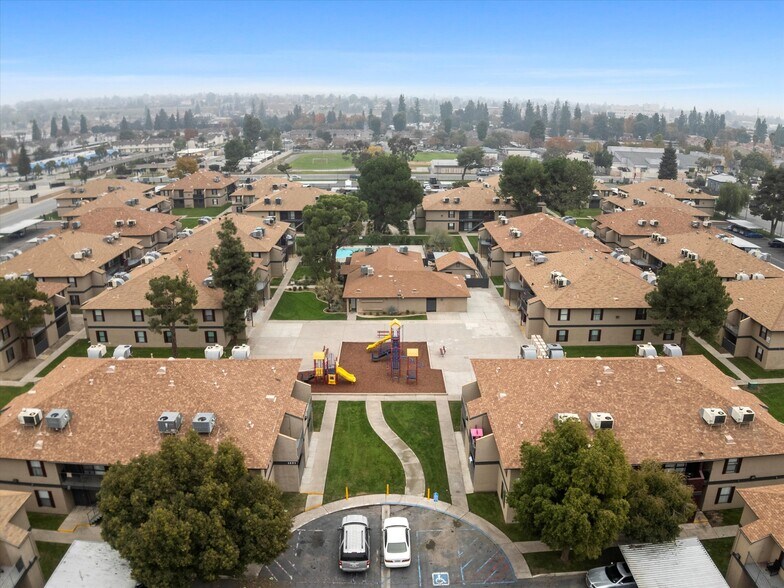 More Photos Of 1201 40th St, Bakersfield Apartments For Sale