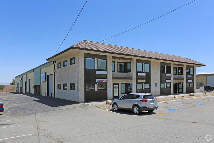 Primary Photo Of 13819 Amargosa Rd, Victorville Warehouse For Lease