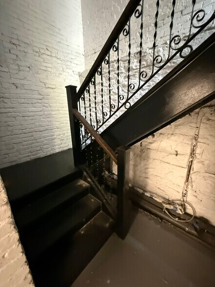 More Photos Of 18-20 Delancey St, New York Storefront Retail Office For Lease